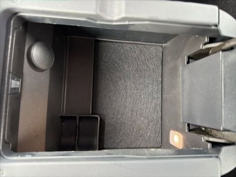 Used 2024 Ford Mustang GT Premium image 34