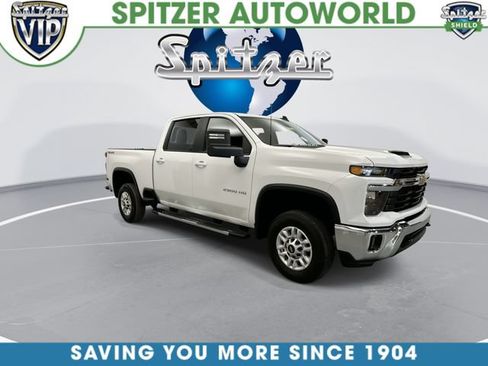 Used 2025 Chevrolet Silverado 2500 LT w/ Convenience Package AWD/4WD image 3