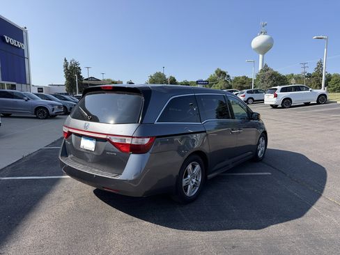 Used 2012 Honda Odyssey Touring Elite image 4