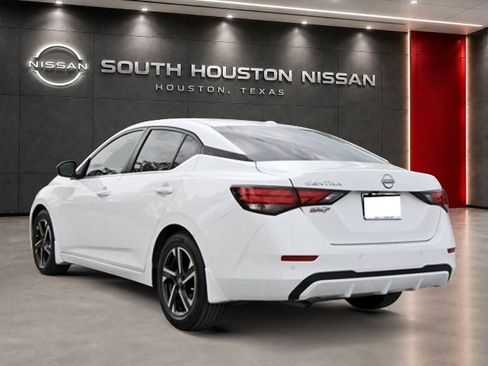 Used 2025 Nissan Sentra SV w/ All-Weather Package FWD image 3