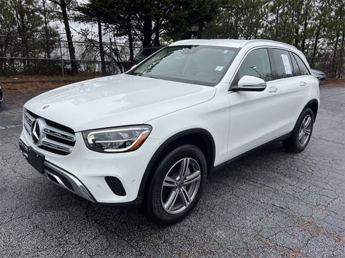 Used 2022 Mercedes-Benz GLC 300 4MATIC image 3