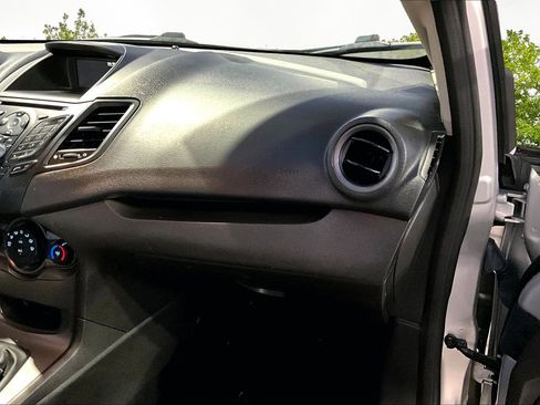 Used 2018 Ford Fiesta S image 17