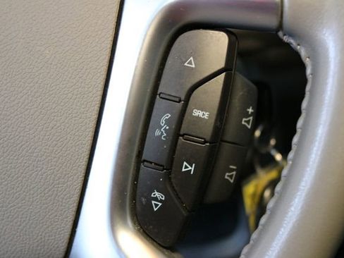 Used 2017 Chevrolet Traverse LT w/ True North Edition FWD image 21