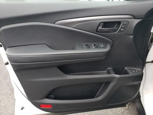 Used 2023 Honda Passport EX-L image 19