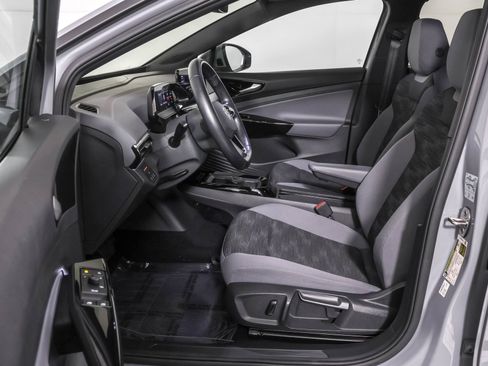 Used 2022 Volkswagen ID.4 Pro image 7