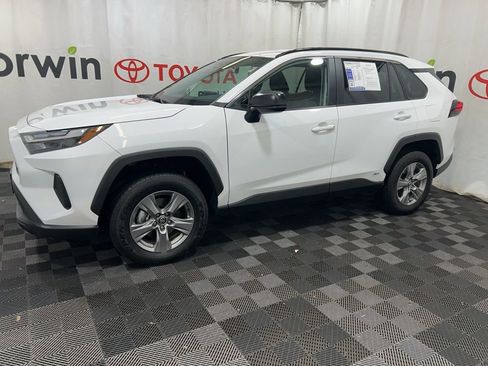 Used 2025 Toyota RAV4 LE image 4