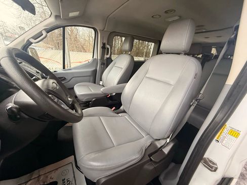 Used 2019 Ford Transit 150 XL image 16