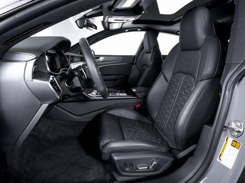 Used 2025 Audi RS 7 Performance image 17