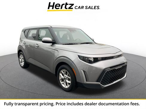 Used 2025 Kia Soul LX w/ LX Technology Package FWD image 1