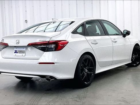 Certified 2024 Honda Civic Sport image 12