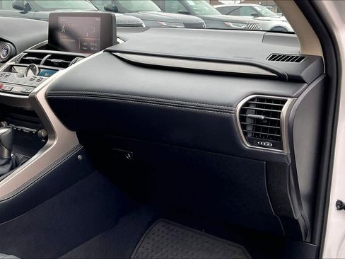 Used 2018 Lexus NX 300h AWD image 18