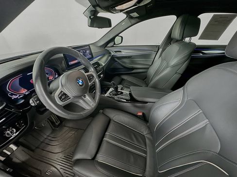 Used 2023 BMW M550i xDrive w/ Shadowloine Package AWD/4WD image 29
