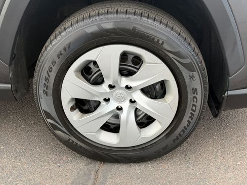 Used 2020 Toyota RAV4 LE w/ Carpet Mat Package FWD image 10