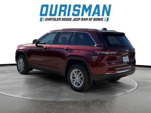 New 2025 Jeep Grand Cherokee Laredo X w/ Luxury Tech Group I image 4