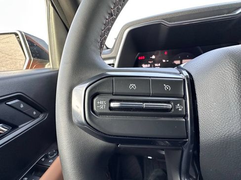 Certified 2025 GMC Canyon AT4 AWD/4WD image 35