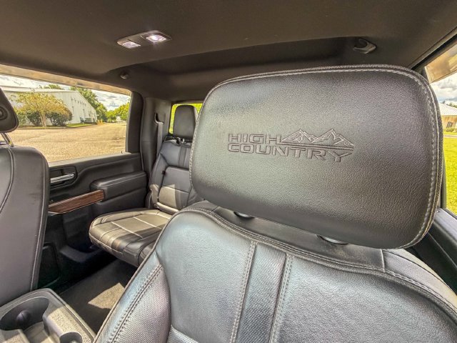 Used 2021 Chevrolet Silverado 3500 High Country w/ Technology Package AWD/4WD image 25
