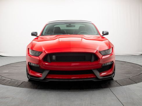 Used 2016 Ford Mustang Shelby GT350 w/ Technology Package image 8