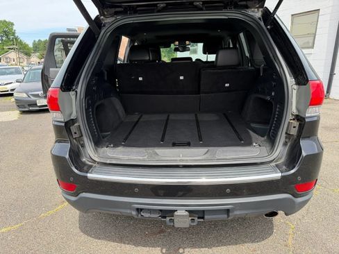 Used 2016 Jeep Grand Cherokee Limited w/ Trailer Tow Group IV AWD/4WD image 15