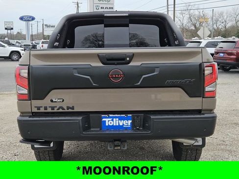 Used 2023 Nissan Titan PRO-4X w/ Pro-4x Convenience Package image 8