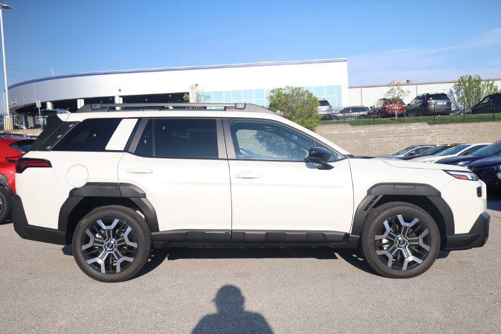 Used 2026 Subaru Outback Touring XT AWD/4WD image 4