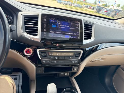 Used 2019 Honda Ridgeline RTL-E image 18