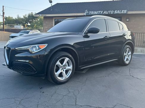 Used 2019 Alfa Romeo Stelvio RWD image 1