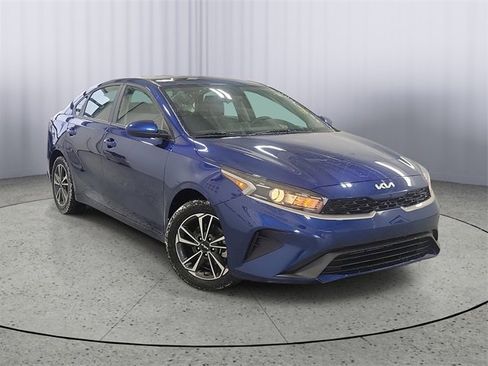 Certified 2023 Kia Forte LXS image 1