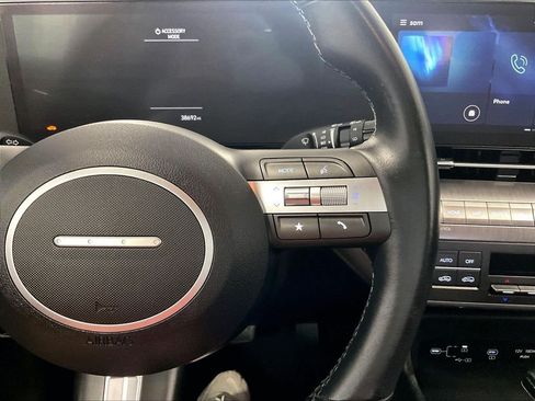 Used 2024 Hyundai Kona SEL AWD/4WD image 23
