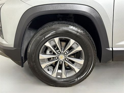 Certified 2025 Chevrolet Equinox LT w/ Convenience Package II image 29