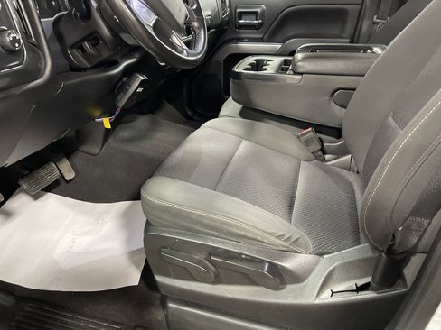 Used 2019 Chevrolet Silverado 1500 LT image 11