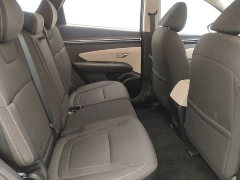 Used 2023 Hyundai Tucson SE image 19
