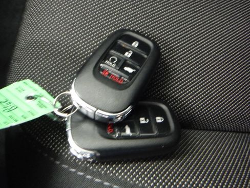 Certified 2024 Honda CR-V EX image 40