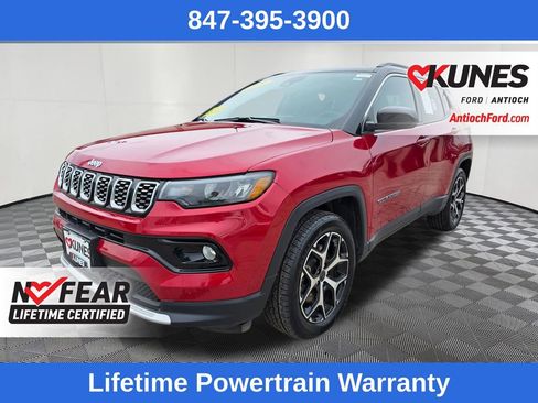 Used 2025 Jeep Compass Limited AWD/4WD image 3