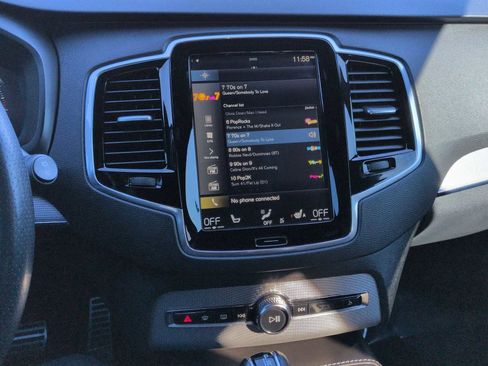 Used 2017 Volvo XC90 T6 R-Design w/ Vision Package image 29