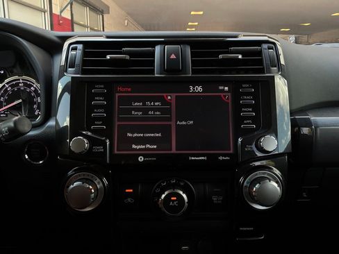 Used 2023 Toyota 4Runner TRD Off-Road AWD/4WD image 29