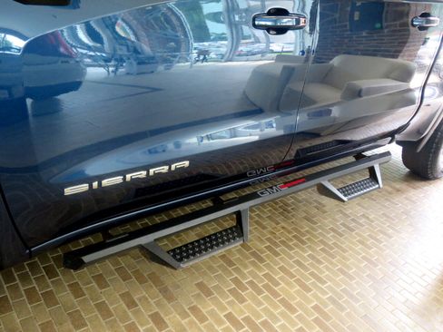 Used 2020 GMC Sierra 1500 SLE image 84