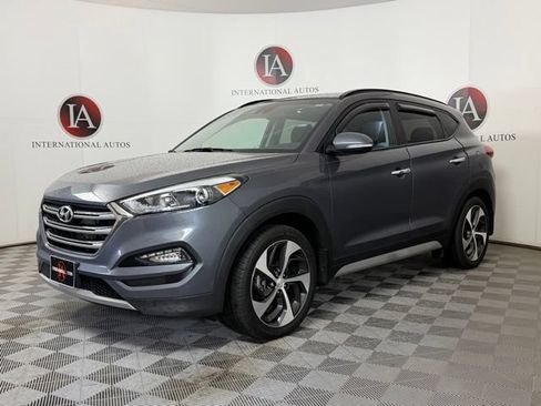 Used 2018 Hyundai Tucson Limited w/ Ultimate Package 02 FWD image 2