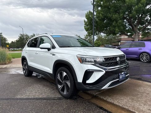 Certified 2023 Volkswagen Taos SE AWD/4WD image 8