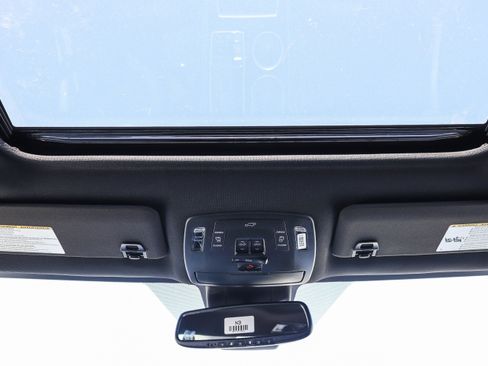 New 2026 Toyota Sienna XSE AWD/4WD image 15