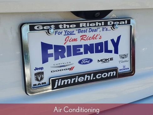 Used 2024 Jeep Grand Cherokee L Altitude image 8