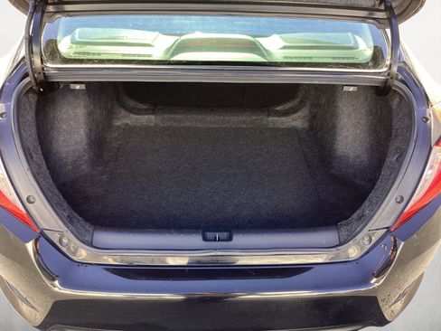 Used 2018 Honda Civic EX image 16