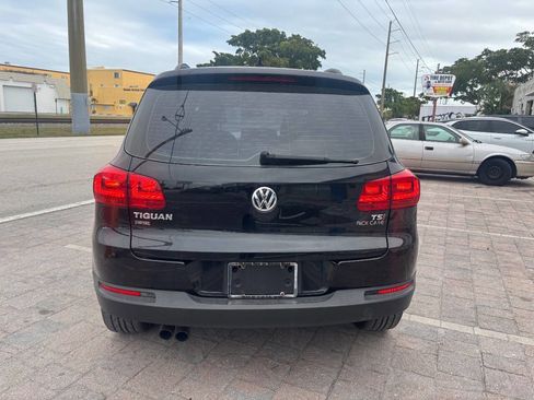 Used 2017 Volkswagen Tiguan Limited w/ Premium Package image 7
