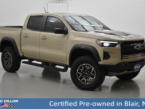 Used 2023 Chevrolet Colorado ZR2 w/ ZR2 Convenience Package III image 14