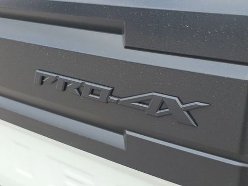 New 2026 Nissan Frontier PRO-4X w/ Pro-4x Convenience Package image 19