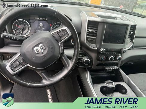 Used 2022 RAM 1500 Big Horn AWD/4WD image 11