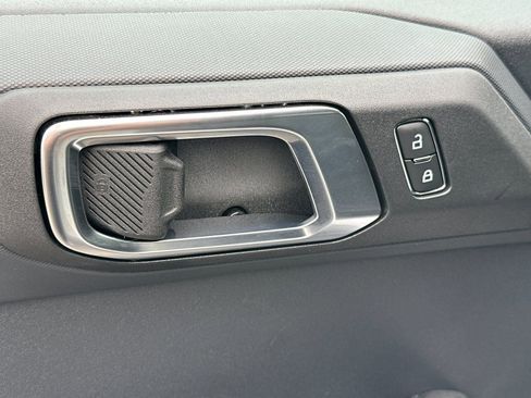 New 2025 Ford Bronco Big Bend w/ Black Diamond Package image 11