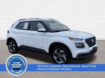 Used 2025 Hyundai Venue SEL
