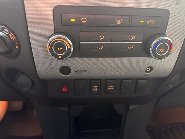 Used 2008 Nissan Titan LE AWD/4WD image 11