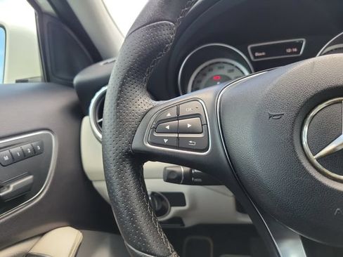 Used 2017 Mercedes-Benz GLA 250 image 21