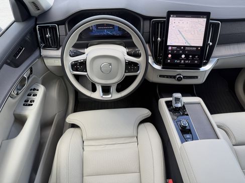 New 2026 Volvo XC90 B6 Ultra w/ Protection Package AWD/4WD image 13